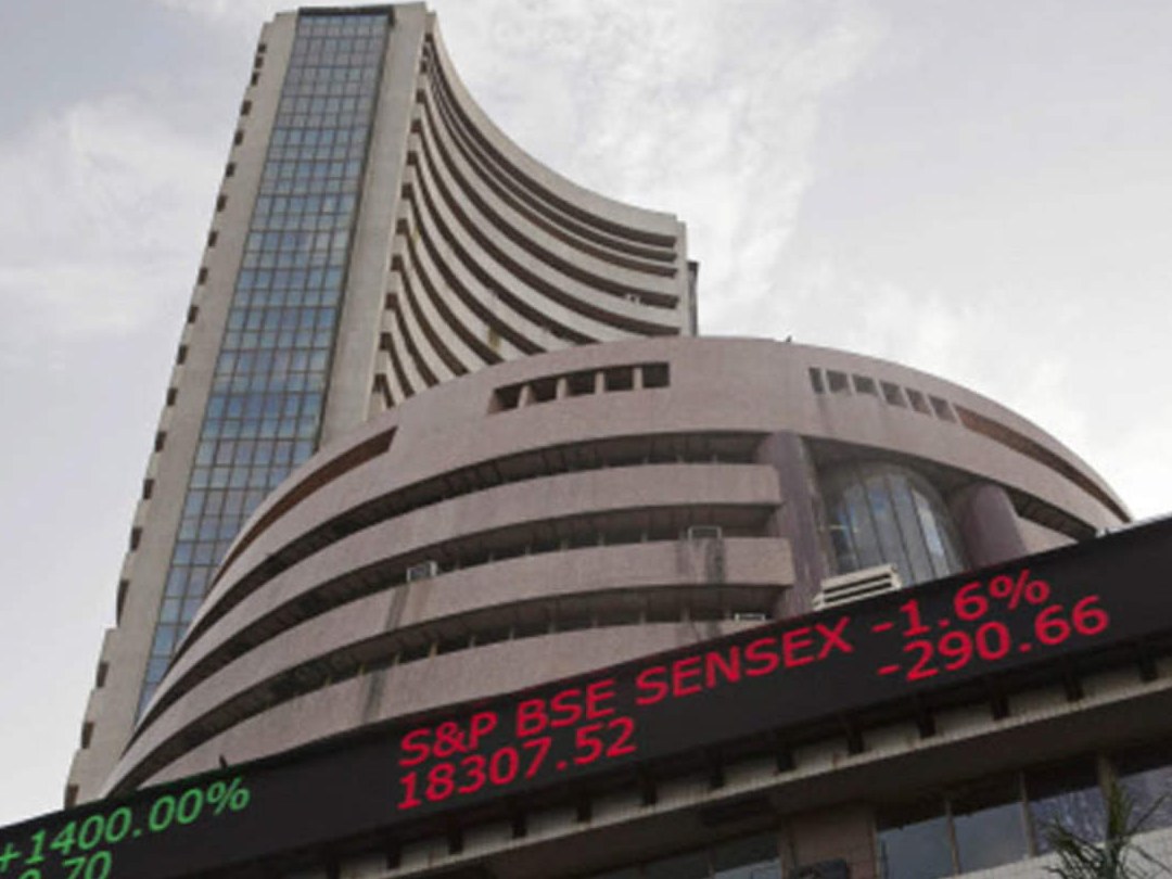 Stocks in News: RIL, TCS, IDFC First Bank, BPCL, SpiceJet पर निवेशकों की नजर