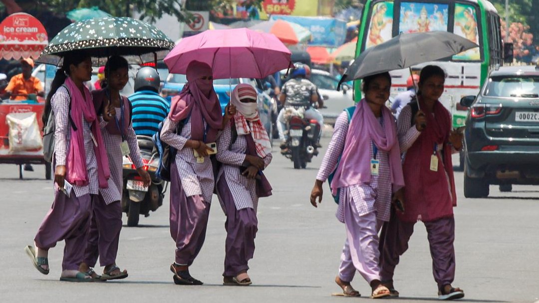 छत्तीसगढ़ में बढ़ी गर्मी की छुट्टियां: 40°C पार तापमान के बीच स्कूल 15 जून तक बंद
