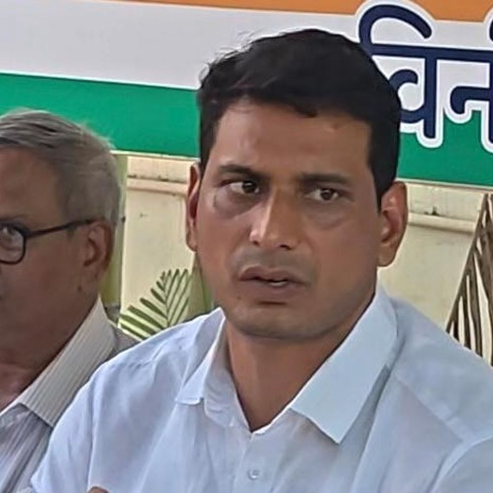 BSP टाउनशिप बचाने आज से घर-घर पहुंचेंगे विधायक देवेंद्र यादव:नोटिस पाने वाले परिवारों से करेंगे मुलाकात; जनसमर्थन जुटाकर करेंगे आंदोलन की तैयारी
