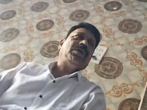 पूर्व मेयर पर 1.15 करोड़ लेने का आरोप,VIDEO:रामशरण यादव ने आरोपों को किया खारिज, पूर्व संपदा अधिकारी बोले-शिकायत फर्जी,सांसद प्रतिनिधि पर ब्लैकमैलिंग के आरोप