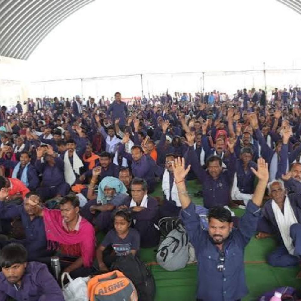 कोटवारों ने सरकार को दिया अल्टीमेटम:15 अगस्त तक मांगें पूरी करने की चेतावनी,16 हजार कोटवार करेंगे प्रदेशव्यापी आंदोलन, नियमितीकरण और मानदेय बढ़ाने की मांग