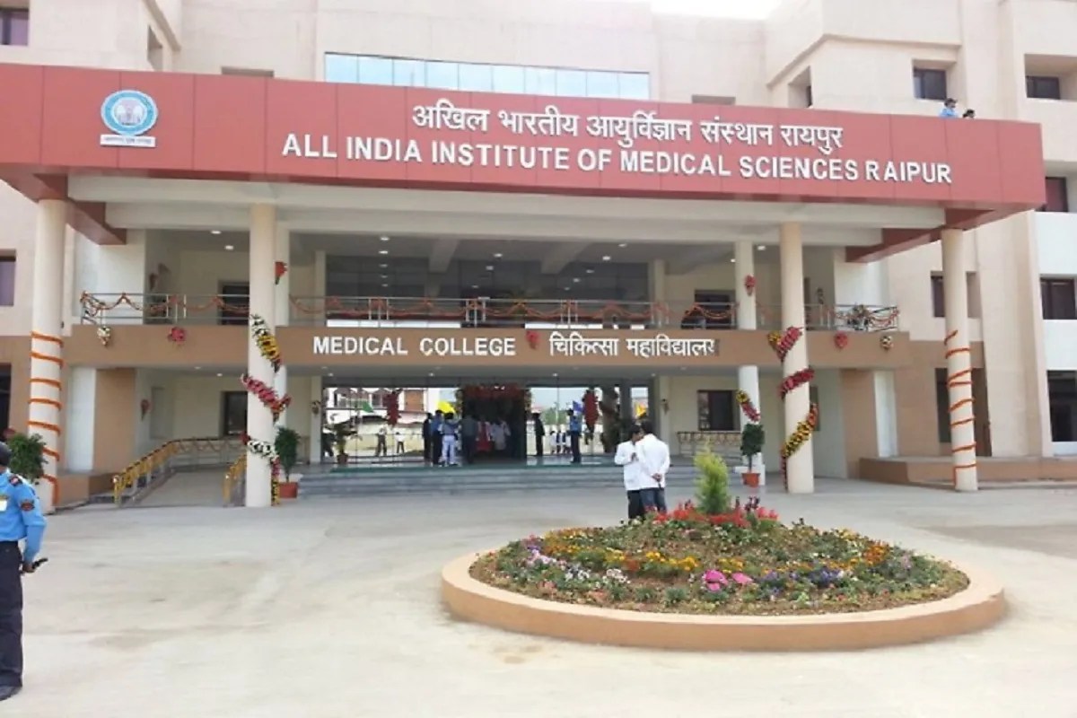Good News: ब्लड कैंसर समेत अन्य रक्त बीमारियों से जूझ रहे बच्चों का अब रायपुर AIIMS में होगा उपचार, बोन मैरो ट्रांसप्लांट शुरू