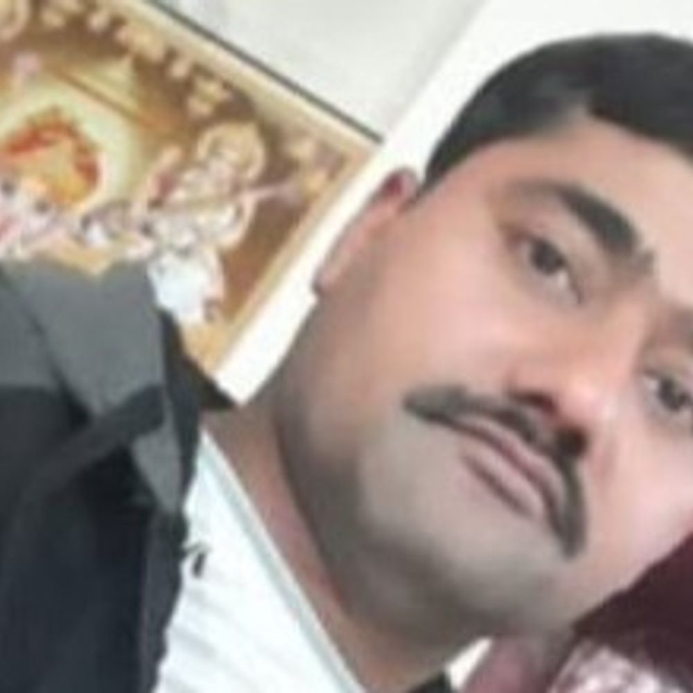 दिवालिया घोषित JP सीमेंट प्लांट के सुपरवाइजर ने लगाई फांसी:28 महीने से वेतन नहीं मिला, पत्नी बोली- 10 लाख से ज्यादा लोन लिया था
