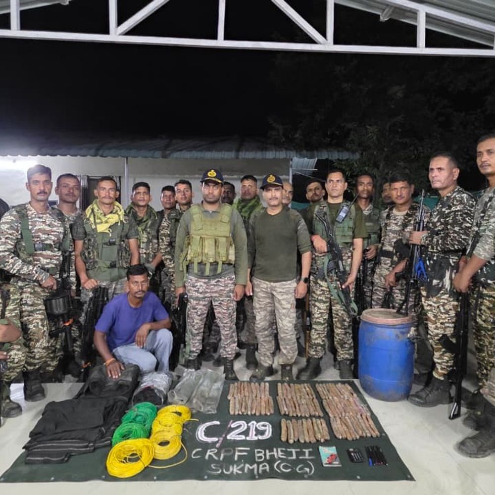सुकमा में CRPF को बड़ी सफलता, जंगल से 79 जिलेटिन स्टिक और नक्सली डंप बरामद